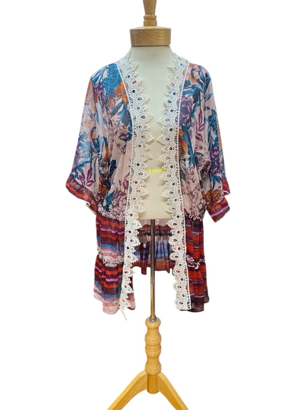 Signature Studio Plus Size 2X Floral Kimono Cardigan Lace Trim Ruffle Sheer Flow